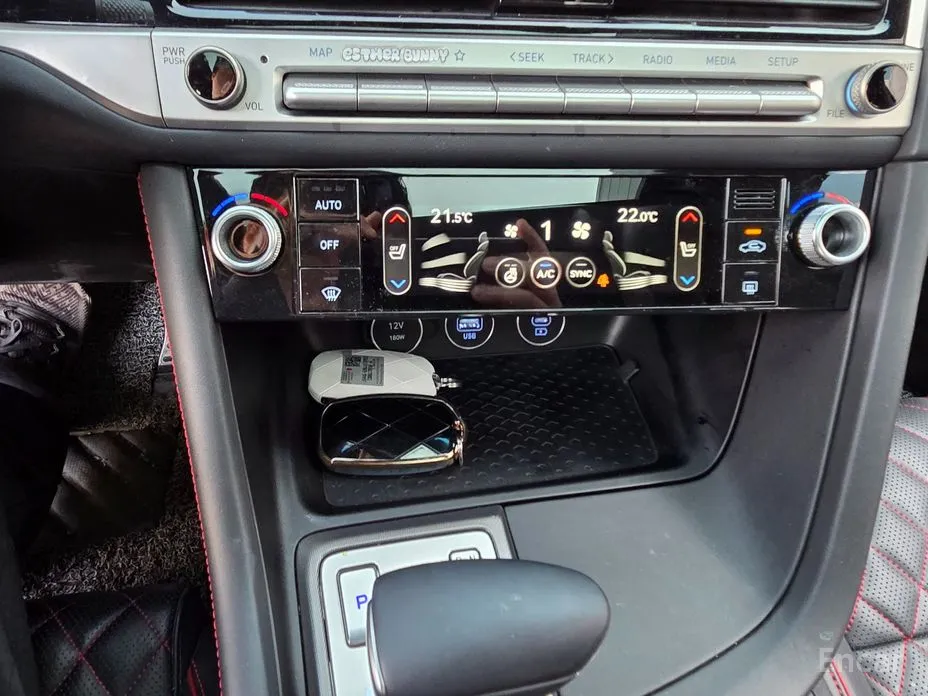 Genesis G70 2020 Gasoline 2.5T 2WD