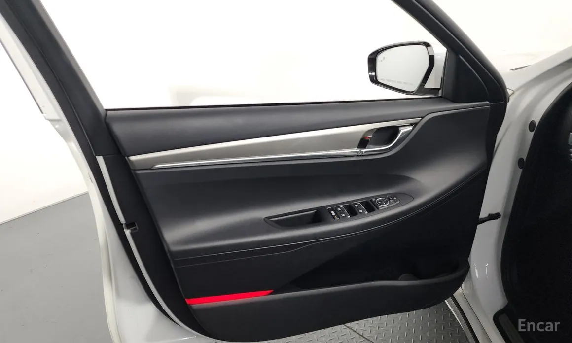 Фото 24 - Hyundai Grandeur