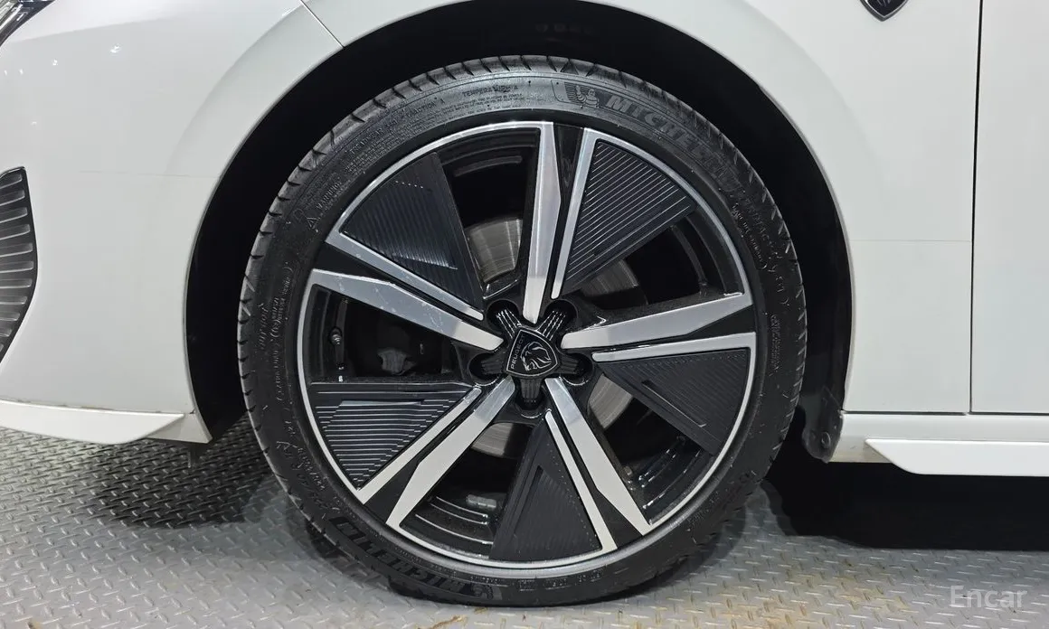Peugeot 308 2022 1.5 BlueHDi GT