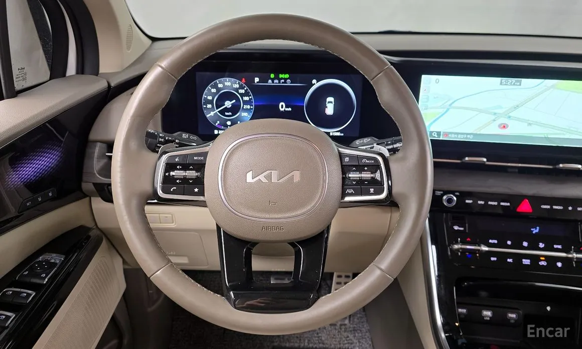Фото 13 - Kia Carnival
