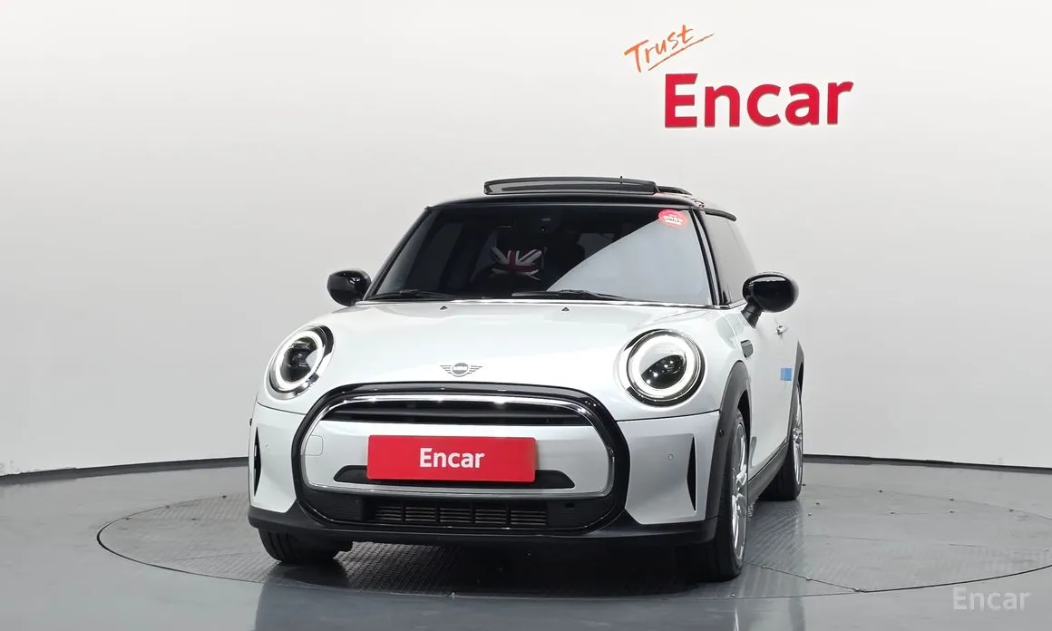 Mini Cooper 2001 Classic Plus Launch Pack
