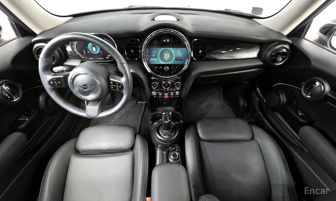 Mini Cooper 2001 Classic Plus Launch Pack