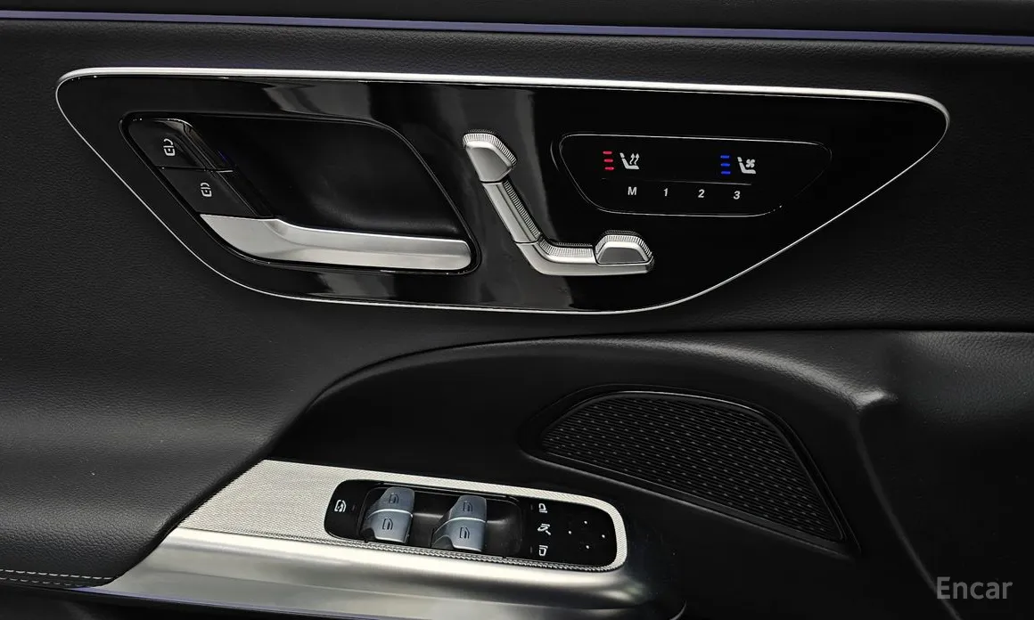 Mercedes-Benz E-Class 2024 E200 Avantgarde