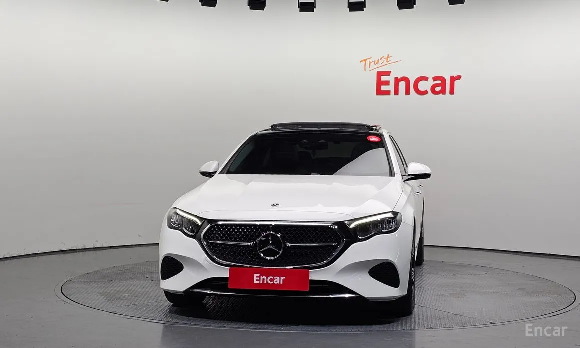 Mercedes-Benz E-Class 2024 E200 Avantgarde