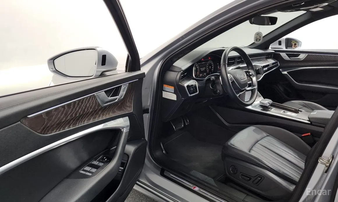 Фото 10 - Audi A6