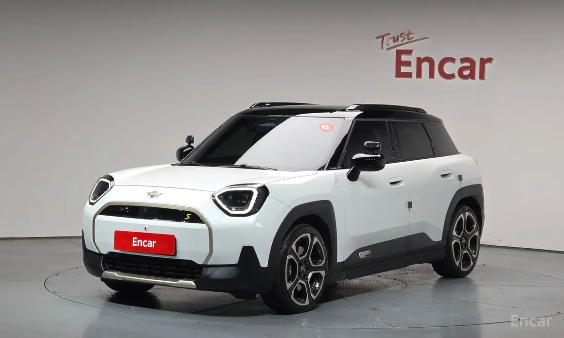 Mini Aceman 2025 SE Favoured