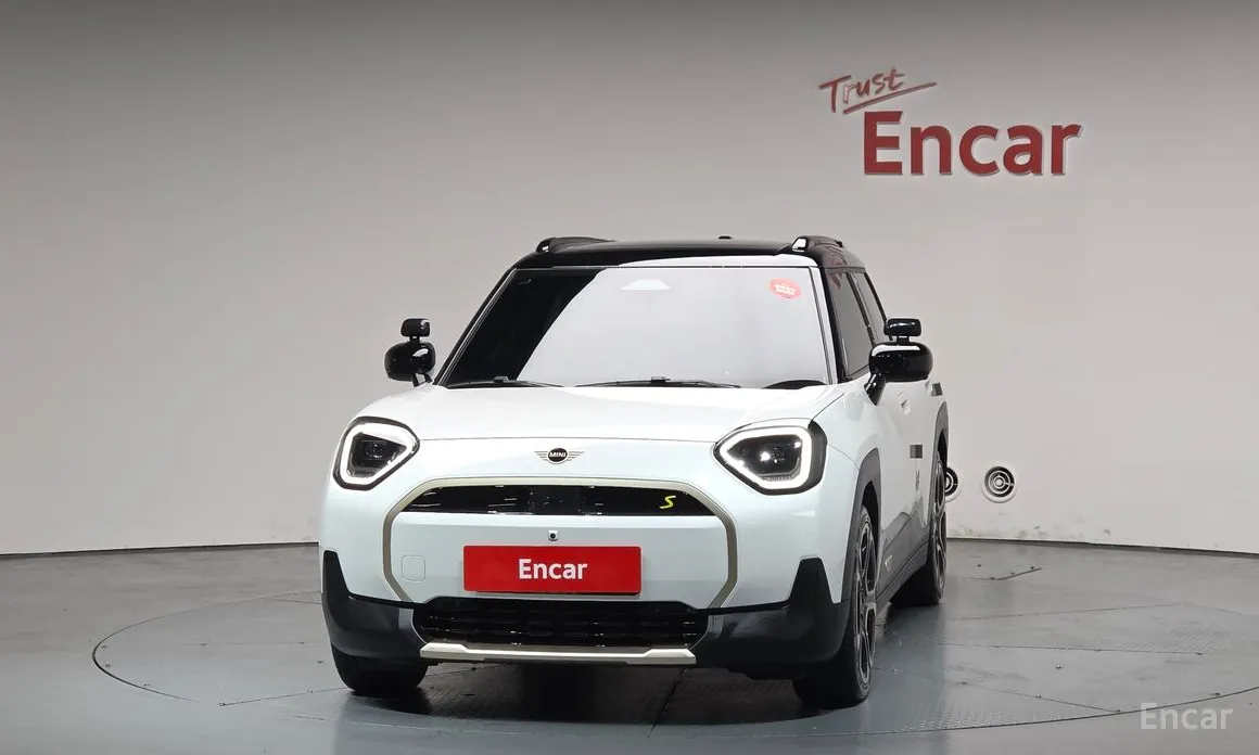 Mini Aceman 2025 SE Favoured