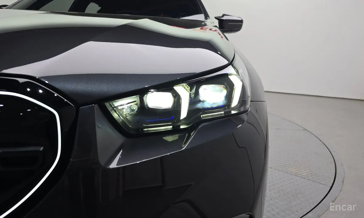 BMW M5 2024 M5 Sedan