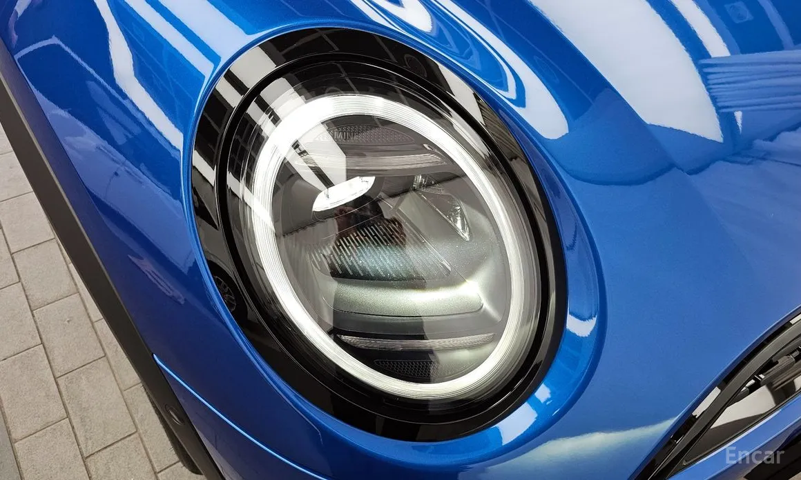 Mini Cooper 2024 Classic