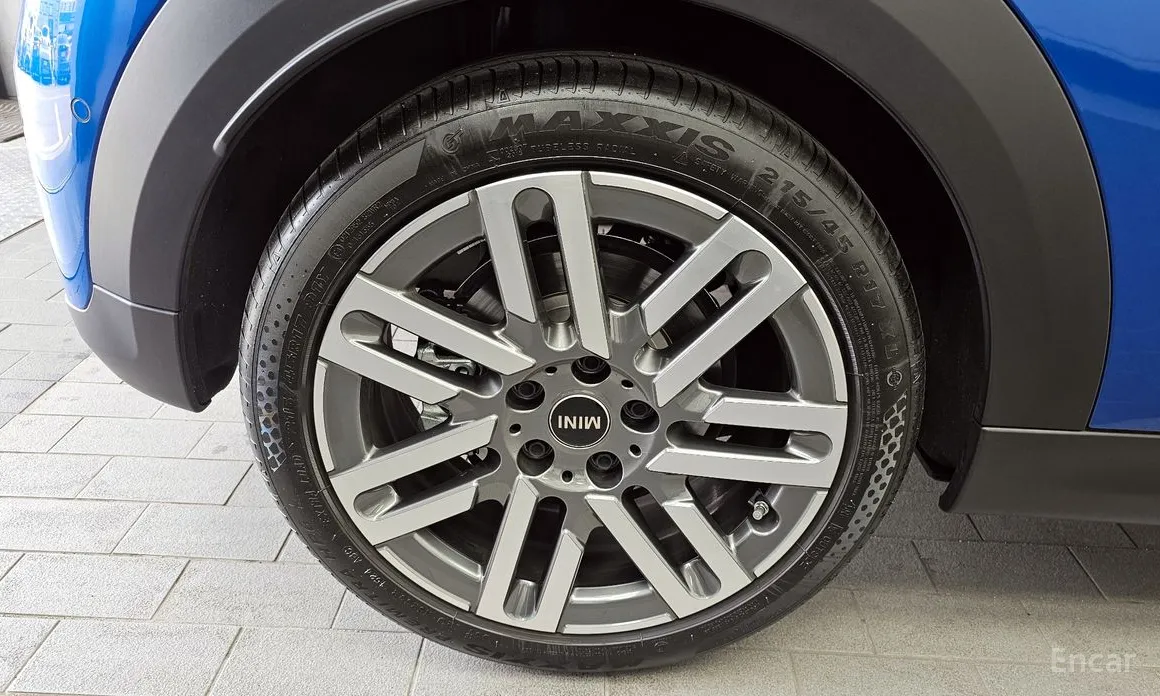 Mini Cooper 2024 Classic