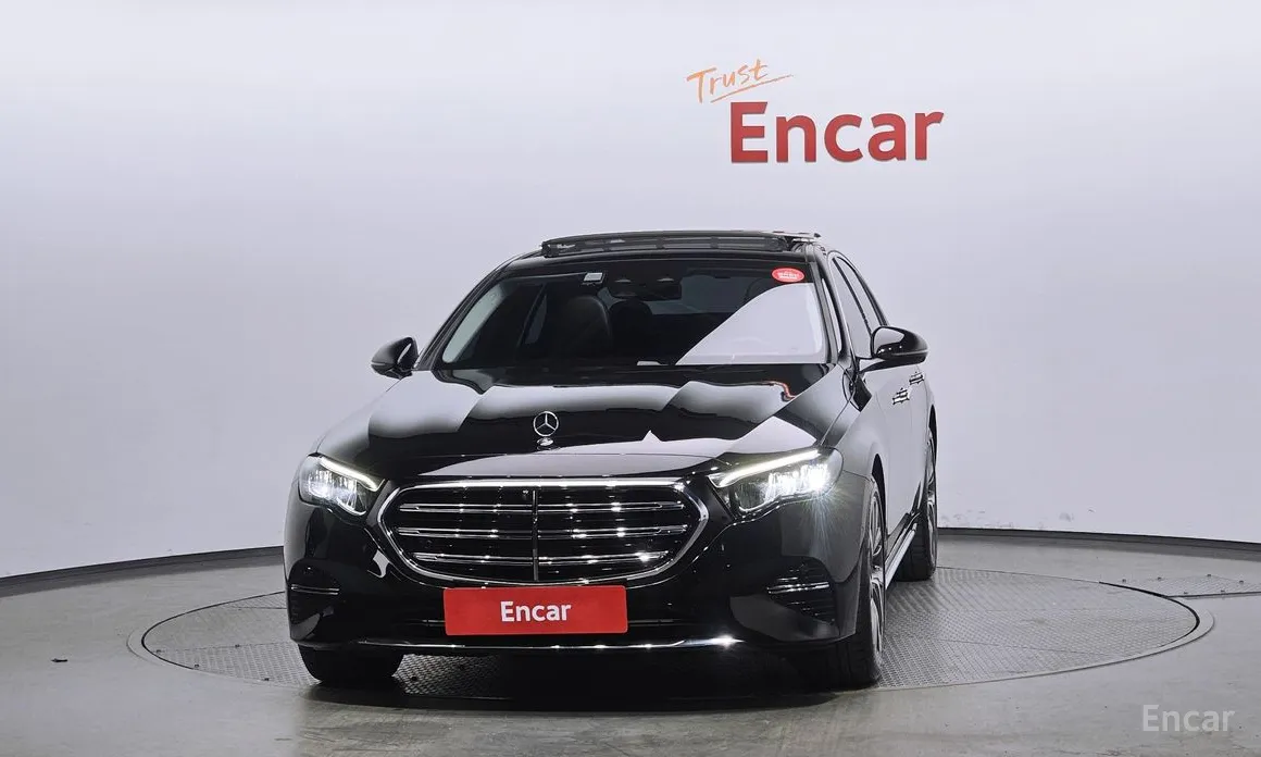 Фото 3 - Mercedes-Benz E-Class