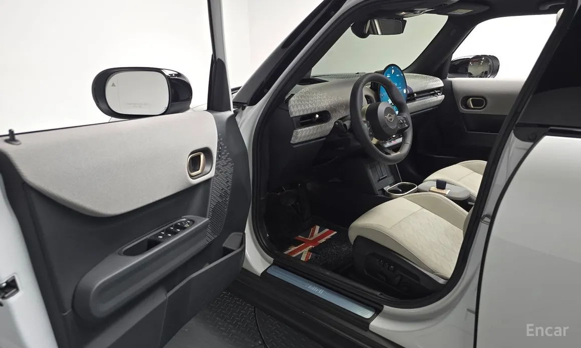 Mini Cooper 2024 5 Door Favoured