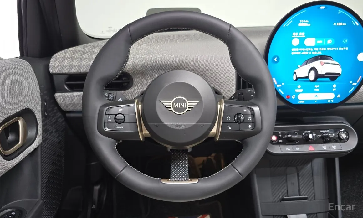 Mini Cooper 2024 5 Door Favoured