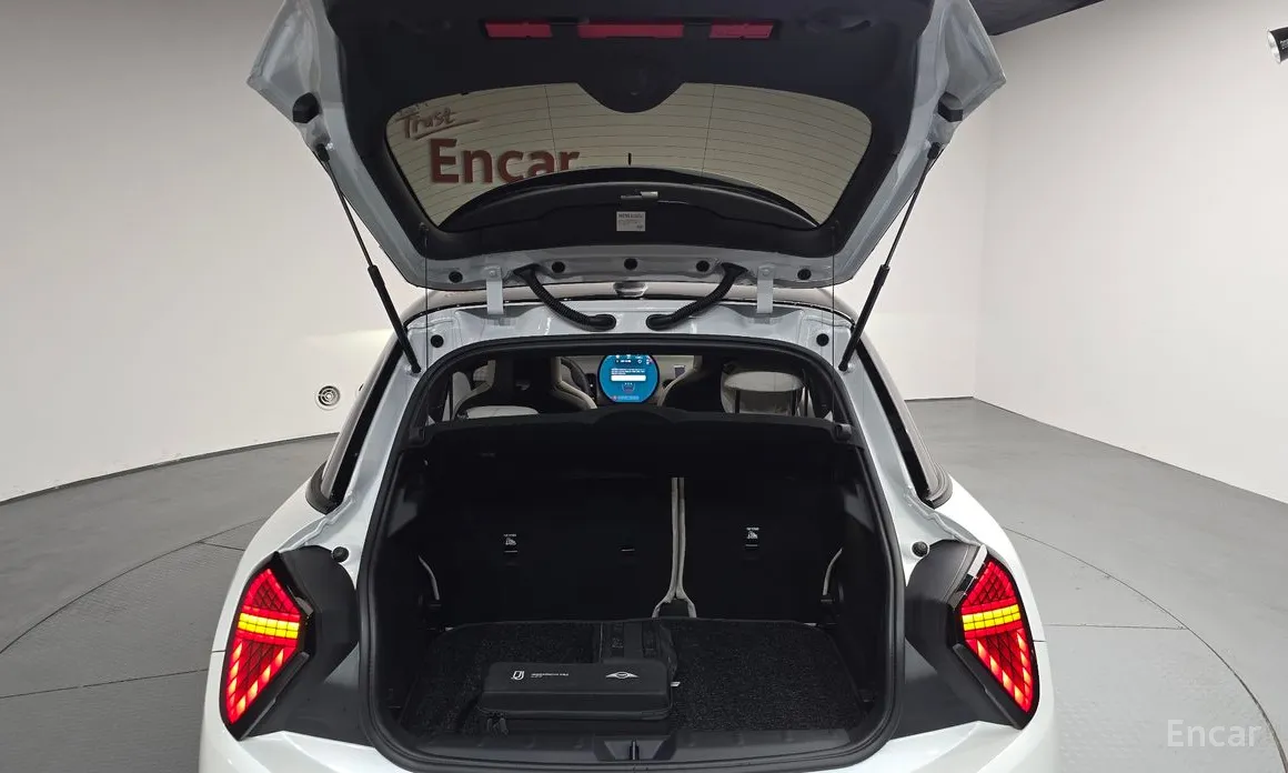 Mini Cooper 2024 5 Door Favoured