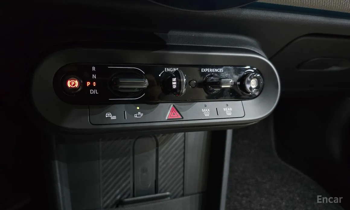Mini Cooper 2024 5 Door Favoured