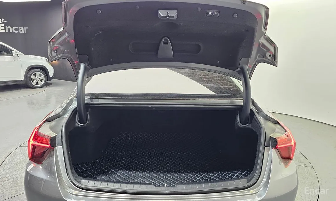 Фото 20 - Kia K8