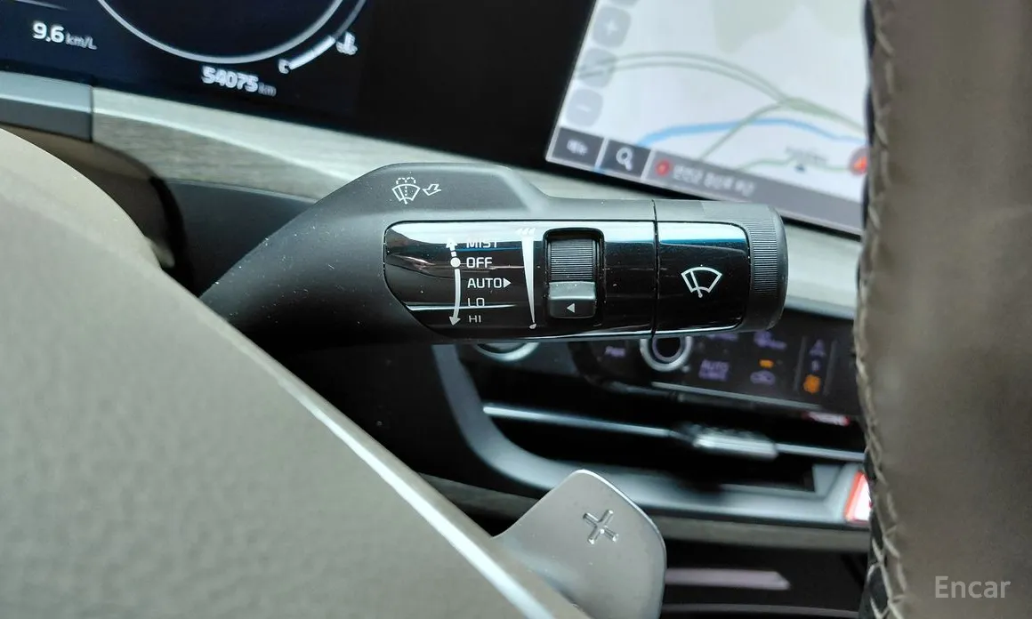 Photo 30 - Kia K8