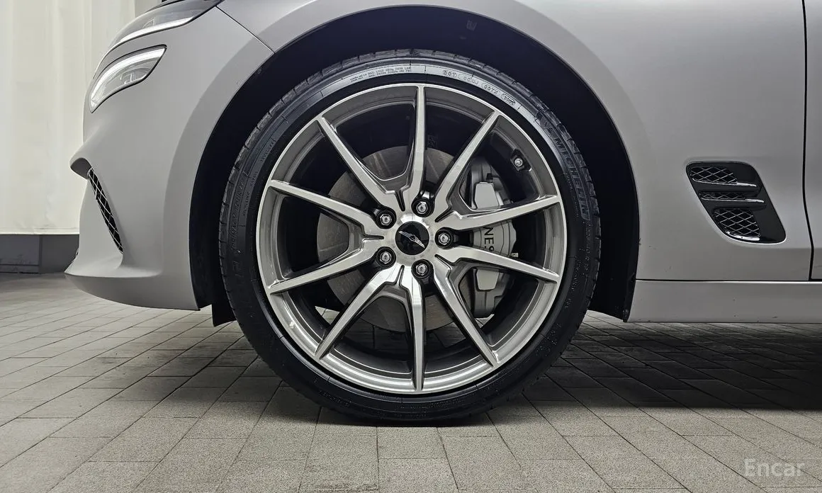 Genesis G70 2020 Gasoline 3.3T 4WD