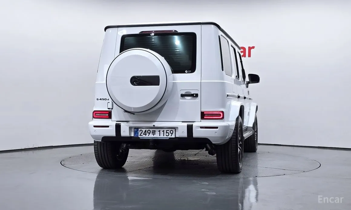 Mercedes-Benz G-Class 2024 G450d Manufaktur