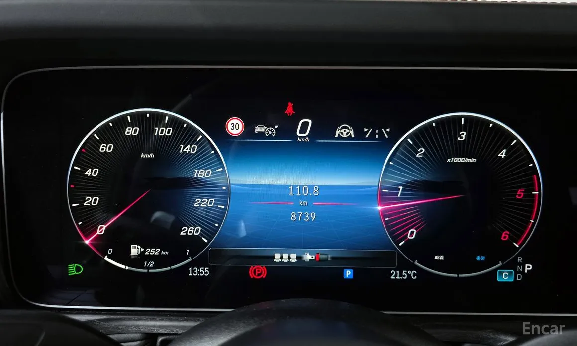 Mercedes-Benz G-Class 2024 G450d Manufaktur