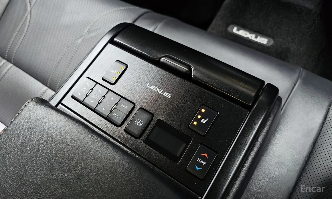 Lexus ES 2018 Luxury Plus