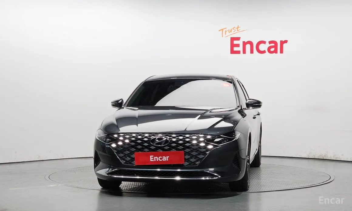 Фото 3 - Hyundai Grandeur