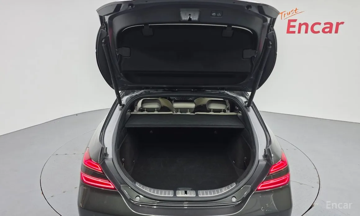 Genesis G70 2022 Gasoline 2.0T 2WD