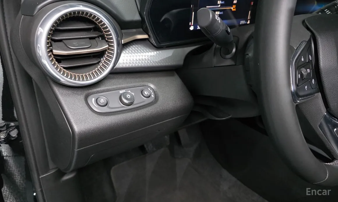 Фото 28 - Chevrolet Trax