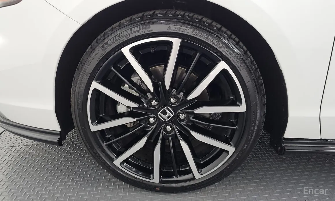 Honda Accord 2023 2.0 Hybrid Touring