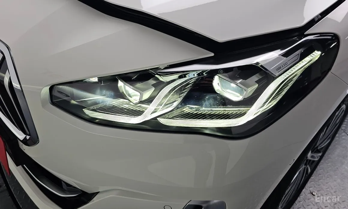 BMW 2 Series 2022 220i Luxury