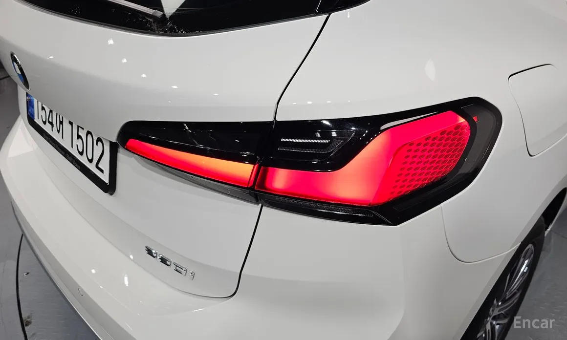 BMW 2 Series 2022 220i Luxury