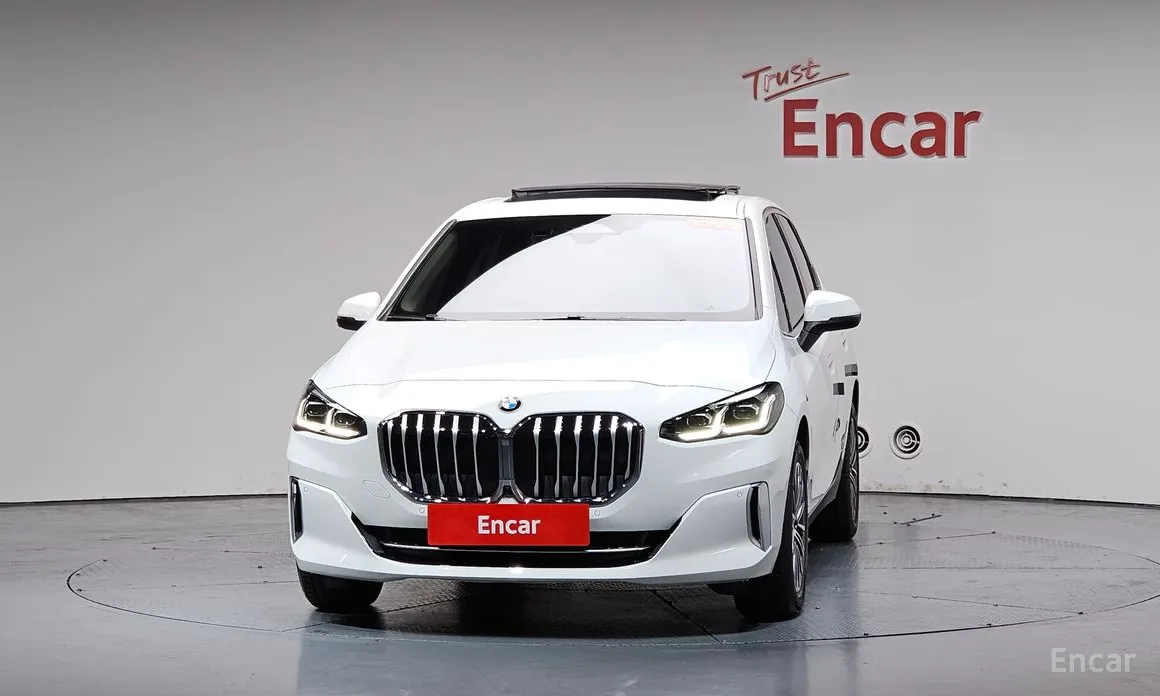 BMW 2 Series 2022 220i Luxury