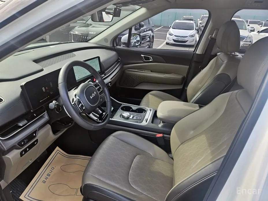Фото 15 - Kia Carnival