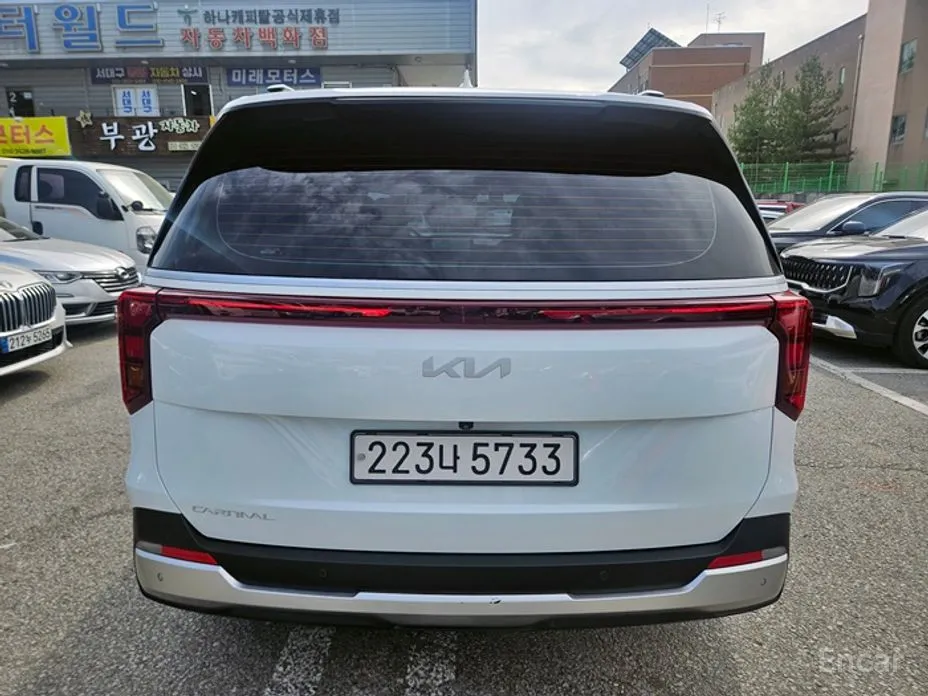 Фото 3 - Kia Carnival