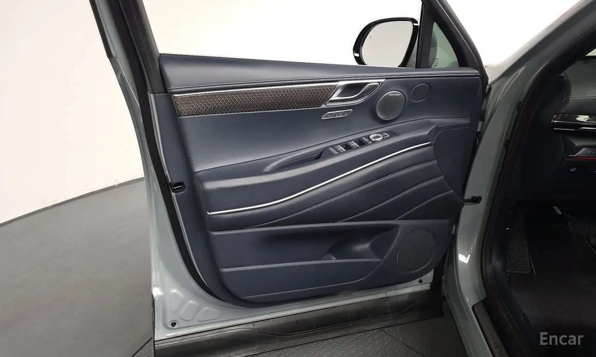 Genesis GV80 2023 3.5T Gasoline AWD