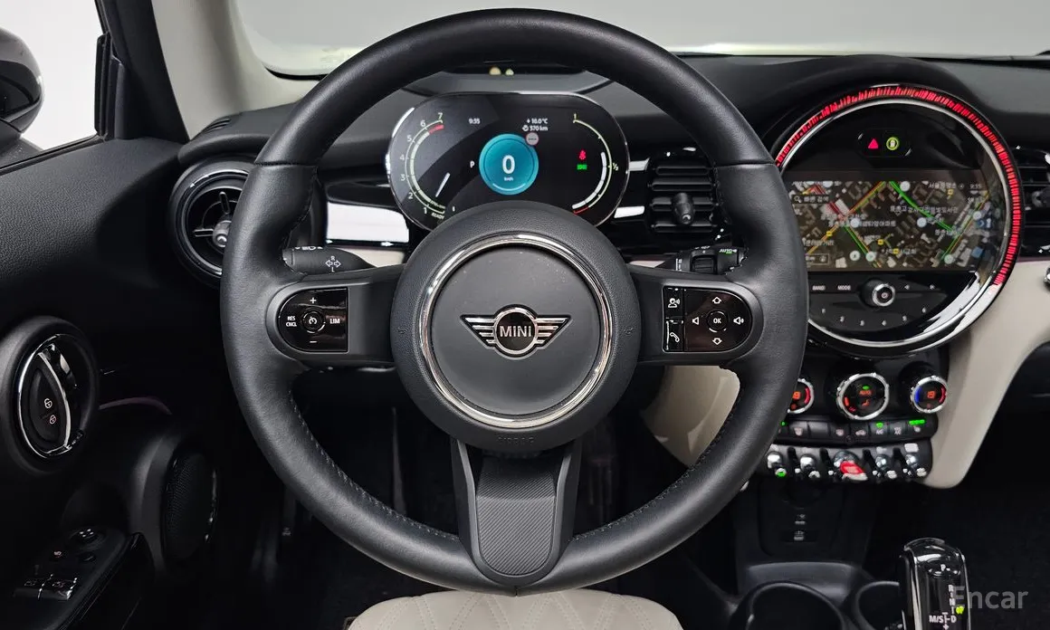 Mini Cooper 2001 Classic Launch Pack