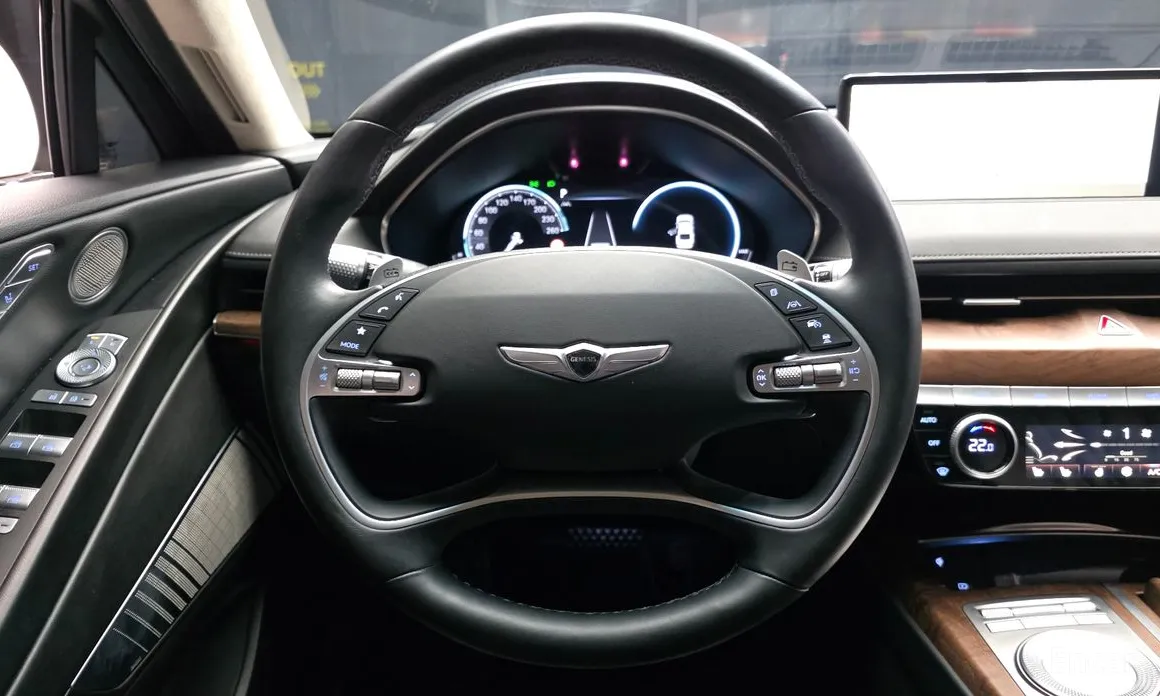 Genesis G80 2021 e-AWD
