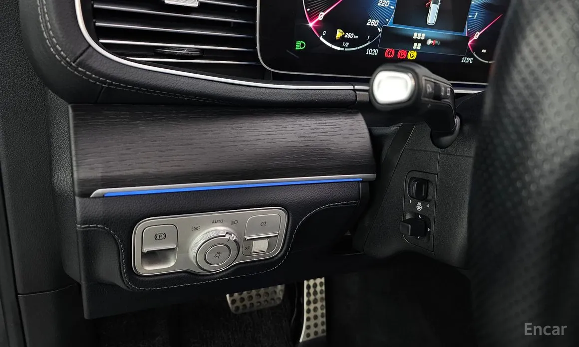 Фото 29 - Mercedes-Benz GLS-Class