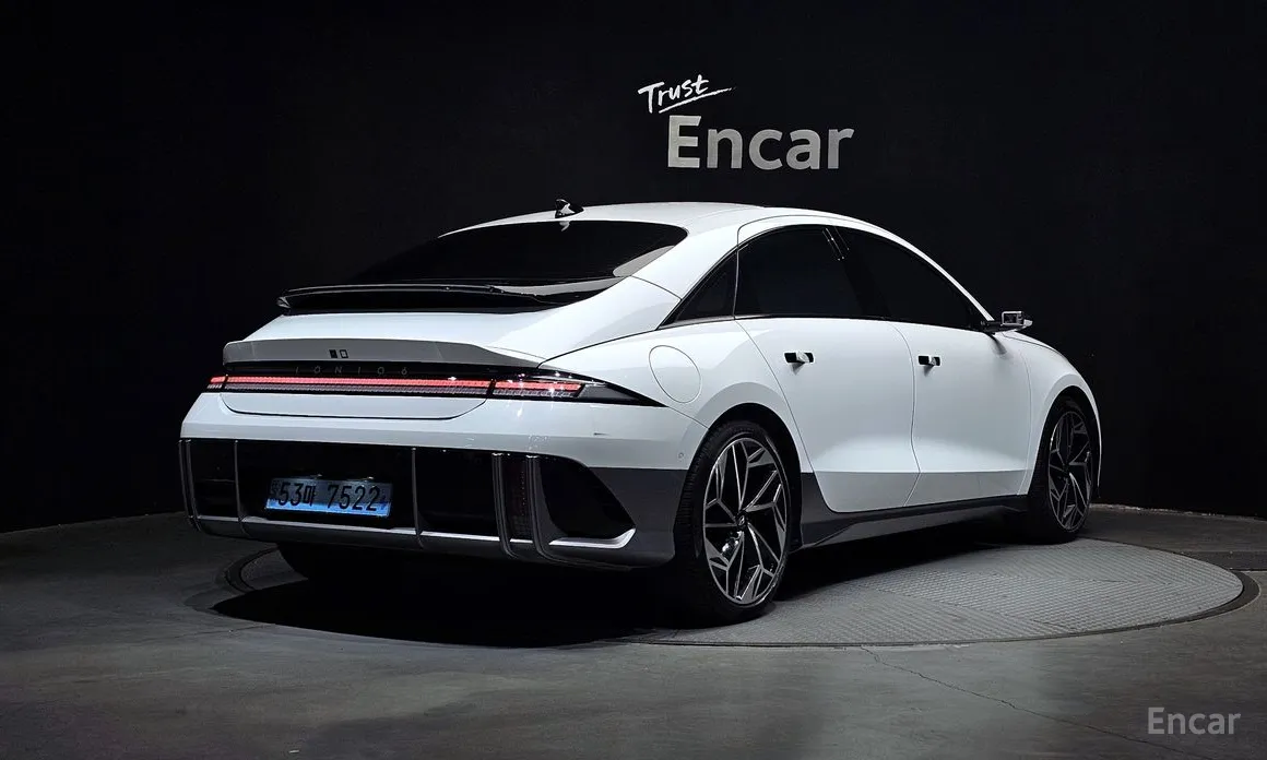 Фото 2 - Hyundai Ioniq 6