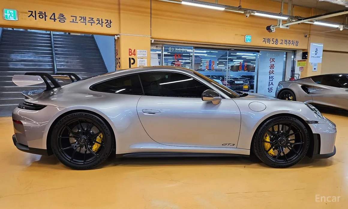 Porsche 911 2019 GT3