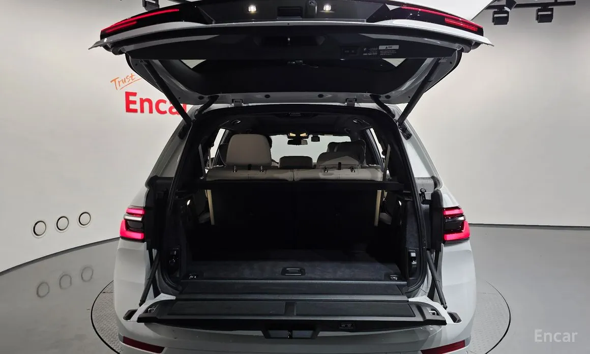 Фото 28 - BMW X7