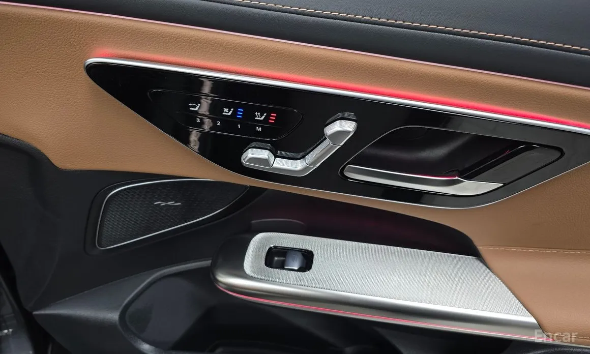 Mercedes-Benz CLE-Class 2024 CLE200 Cabriolet