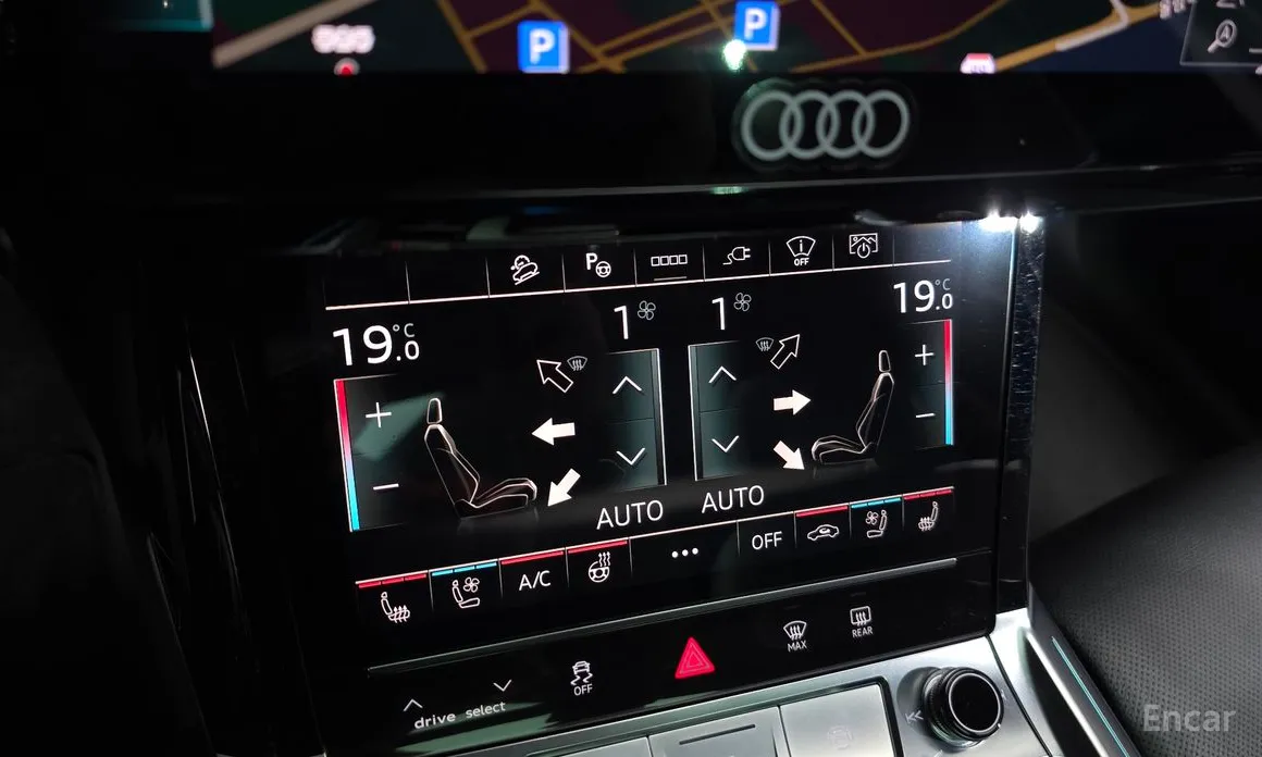 Фото 17 - Audi e-tron