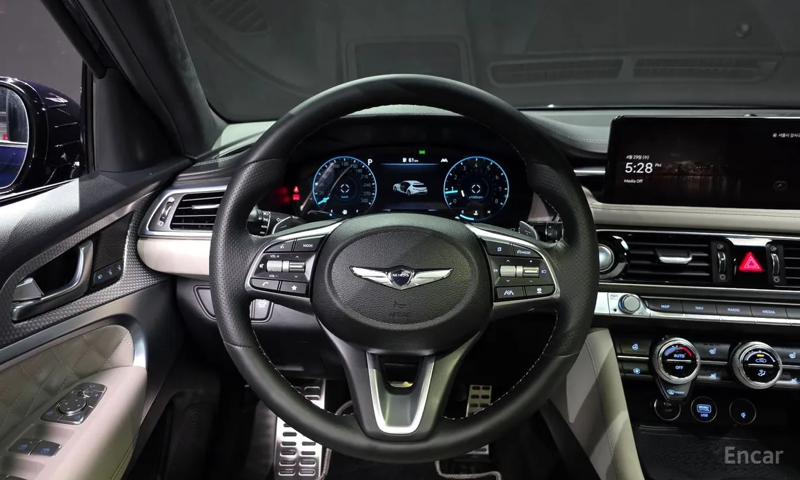 Genesis G70 2022 Gasoline 2.0T 4WD