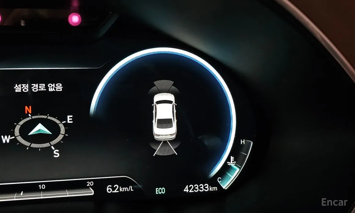 Фото 35 - Genesis G80