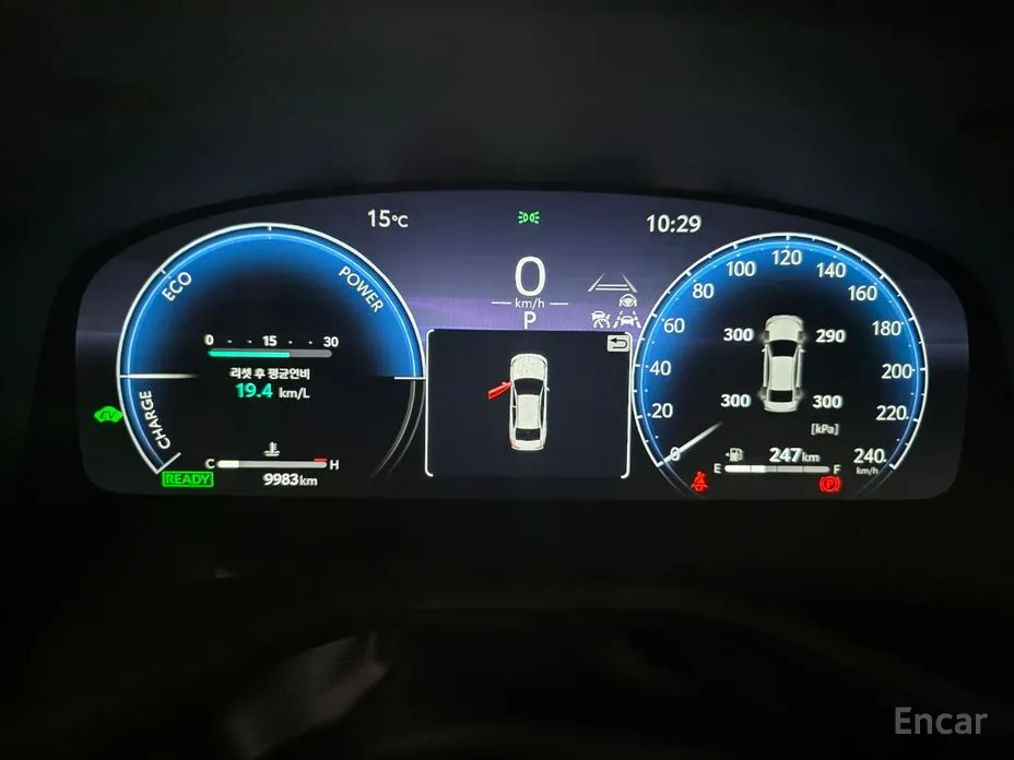 Toyota Camry 2024 2.5 XLE Hybrid