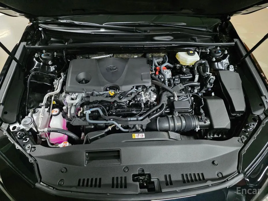 Toyota Camry 2024 2.5 XLE Hybrid