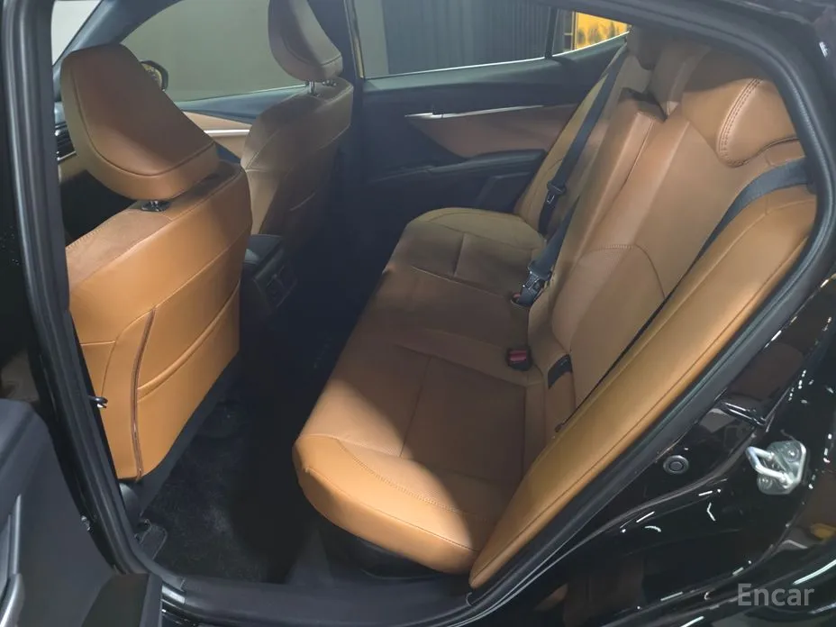 Toyota Camry 2024 2.5 XLE Hybrid