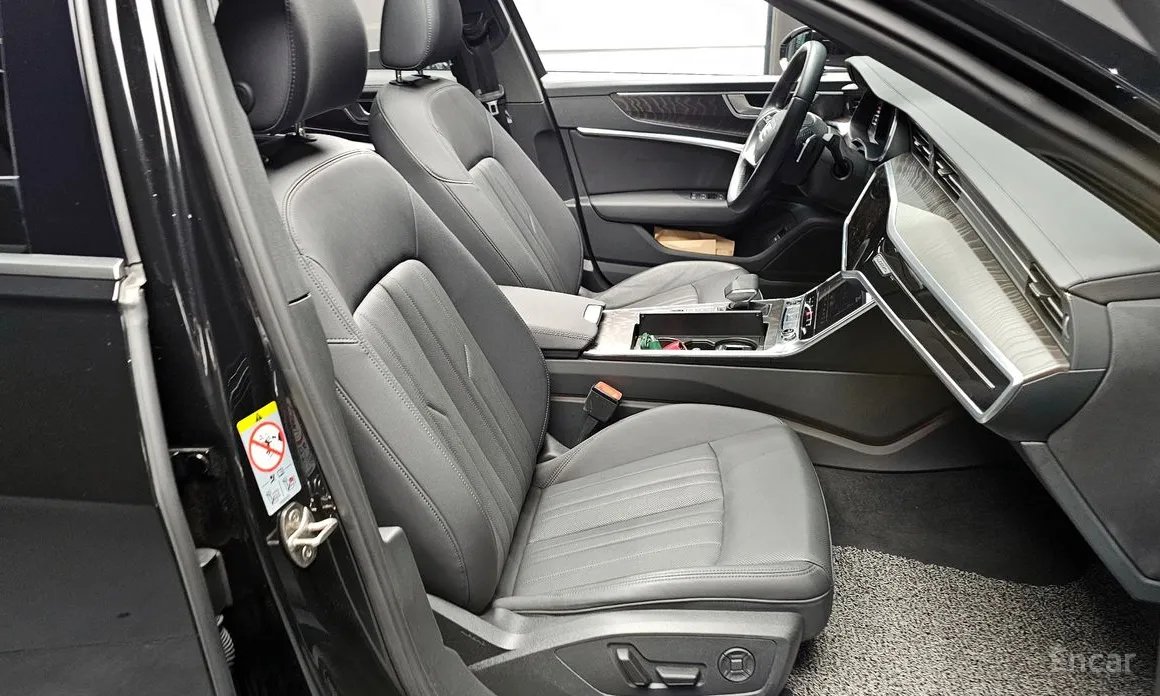 Фото 10 - Audi A6