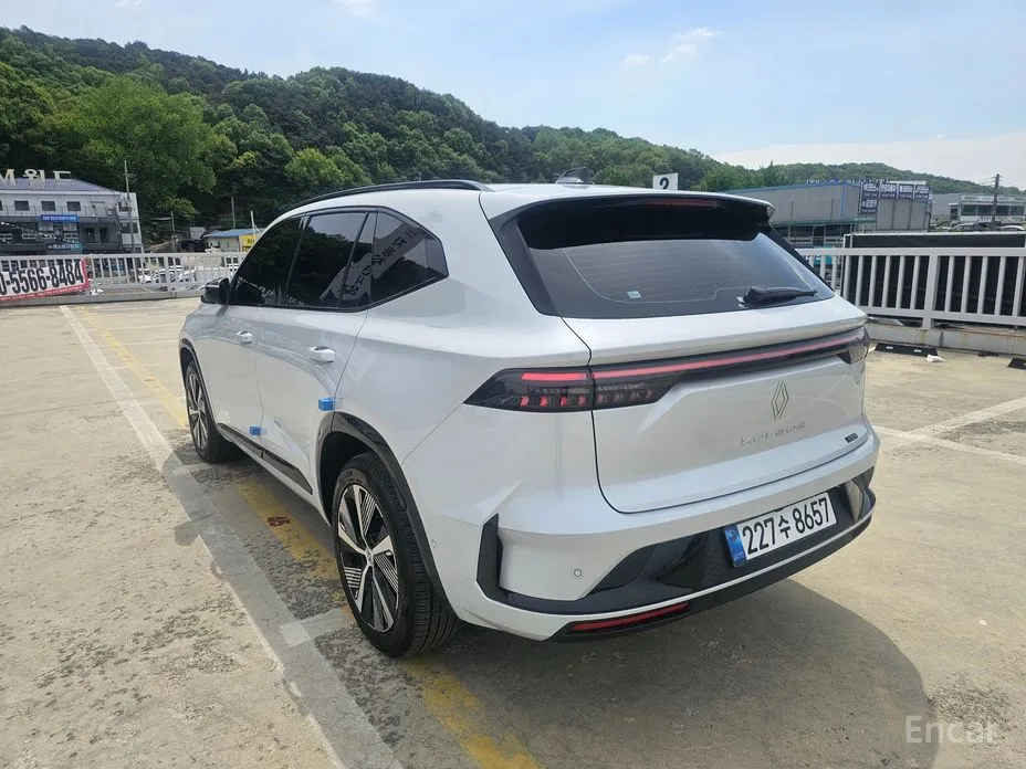 Renault Grand Koleos 2024 1.5 E-TECH Iconic 2WD